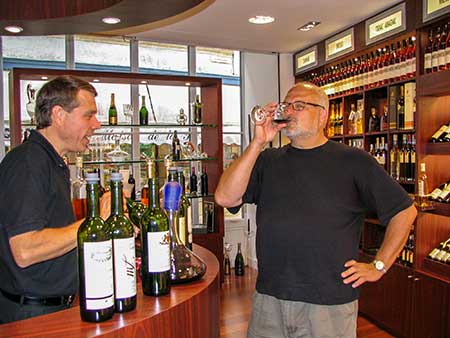 buying wine in St Emillion