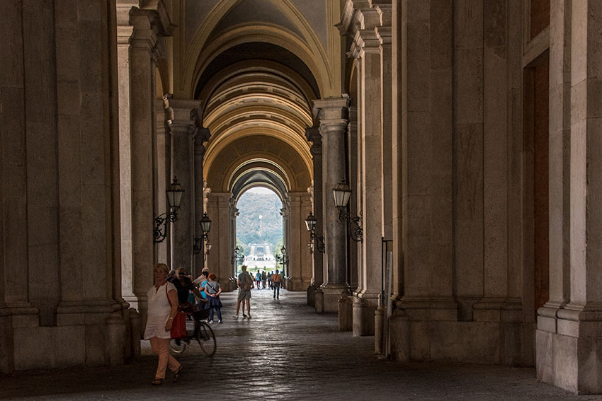 850-caserta-01.jpg