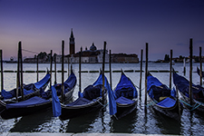 DSC_5840-Venice-ThroughGondalos