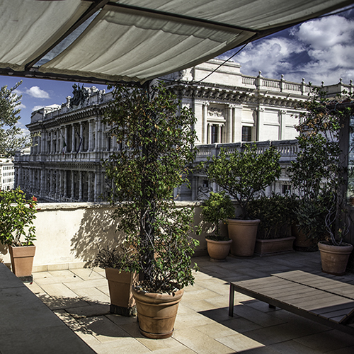 Beautiful roof-top patio of our Rome apartment