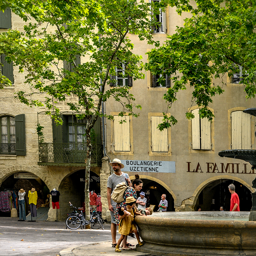 Place des Herbes Uzès