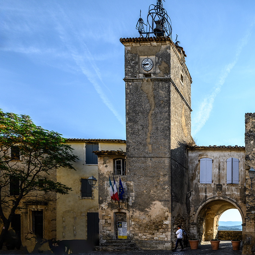 Ménerbes